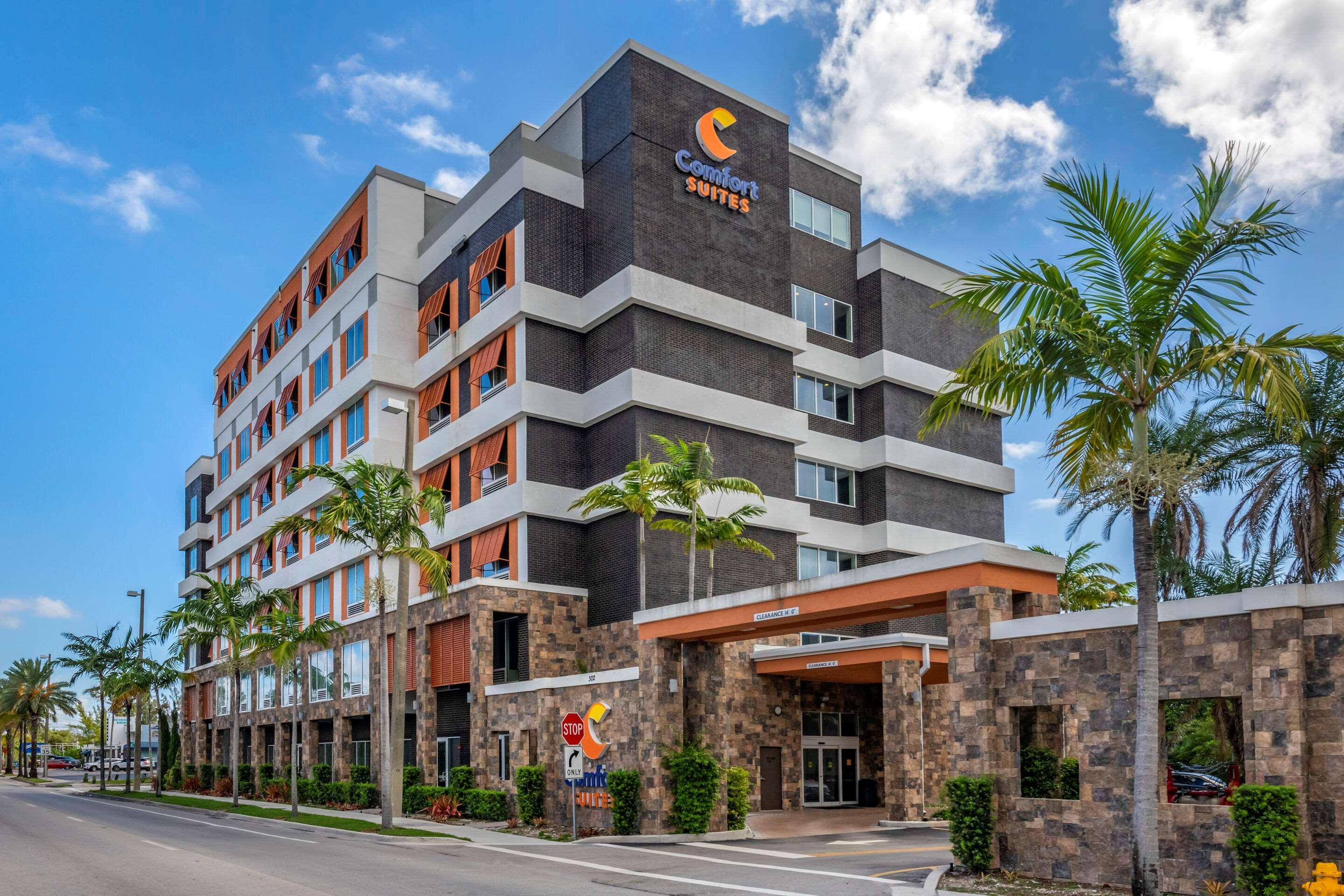 Comfort Suites Fort Lauderdale Airport & Cruise Port Dania Beach Eksteriør bilde