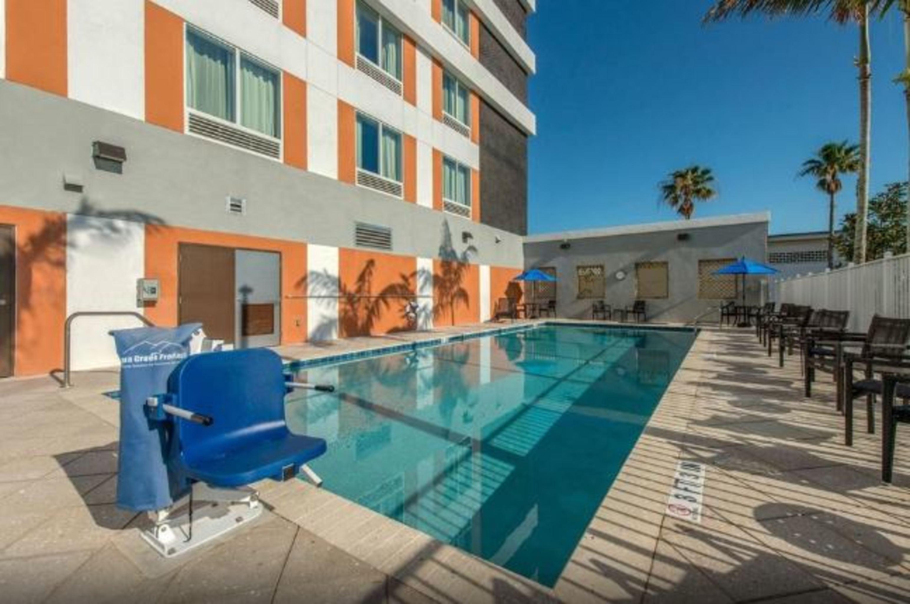 Comfort Suites Fort Lauderdale Airport & Cruise Port Dania Beach Eksteriør bilde